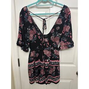 Trixxie Clothing Company Boho belted romper w/ bell sleeve size medium